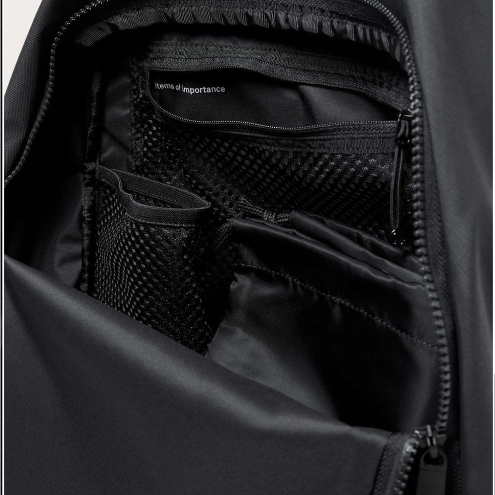 Lululemon Athletica Black Backpack - Picture 6 of 11